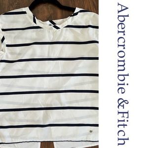 0185|Like New|Abercrombie and Fitch | Navy and White Stripped Shirt |SizeXS🇺🇸